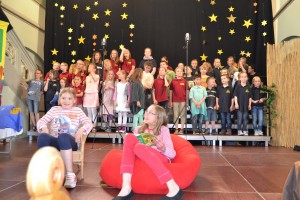 Der Kinderchor beim Unicef-Konzert "Damit Kinder leben können"