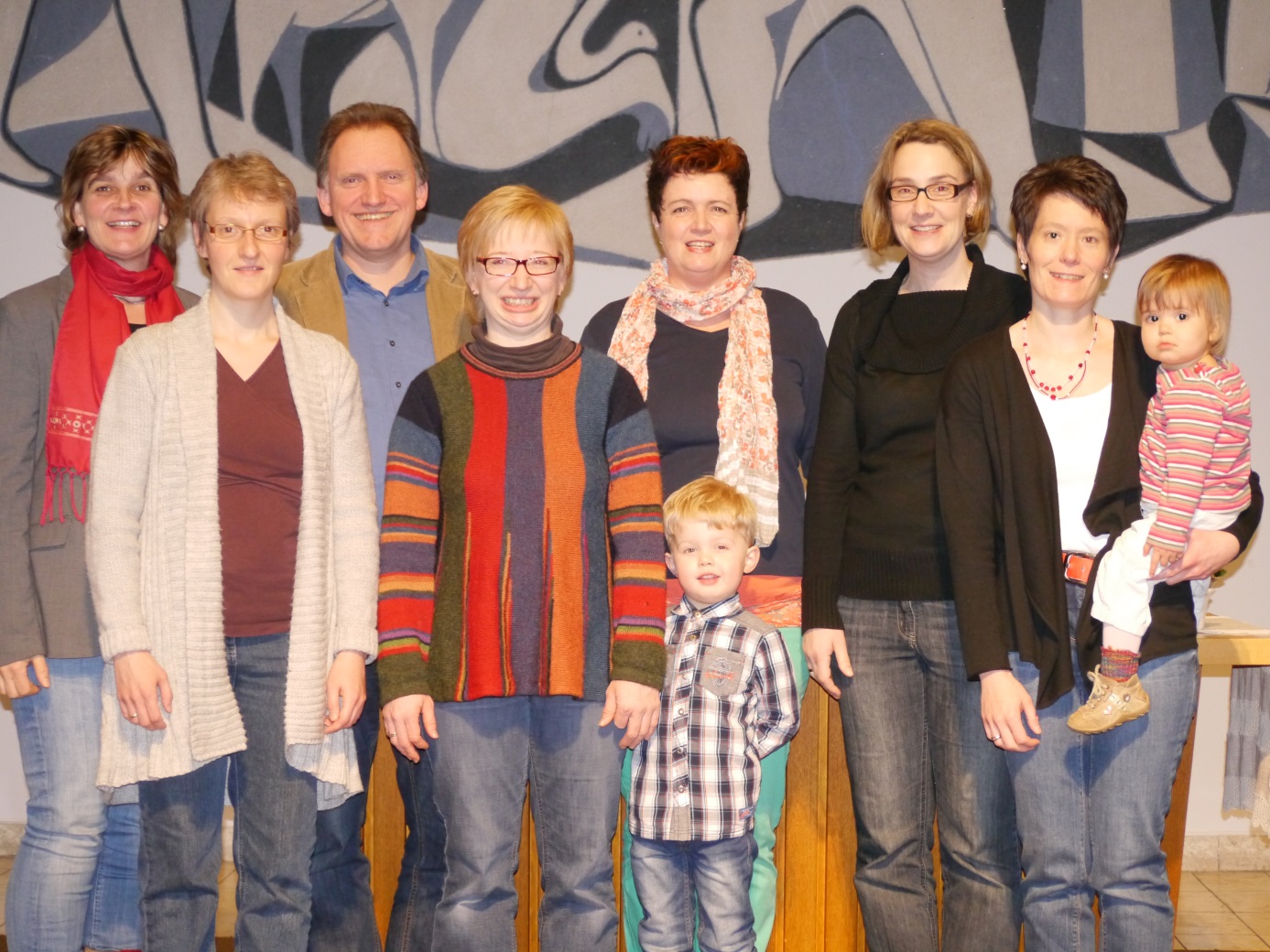 Das Krabbelgottesdienstteam v.r: Simone Neuser-Buch, Dagmar Schäfers, Diana Kolb, Alexander Kotthaus, Pfarrer Frank Boes, Jessica Jung, Charlotte Boes